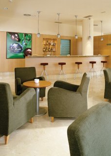 Viajes NH Porta de Barcelona + Aquarium de Barcelona Viajes NH Porta de Barcelona + Aquarium de Barcelona