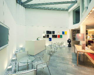 Viajes Amister Art Hotel + Tour Lo mejor de Gaudí Viajes Amister Art Hotel + Tour Lo mejor de Gaudí