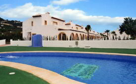 Viajes Puerta del Sol Apartamentos + Entradas Terra Mítica 1 día