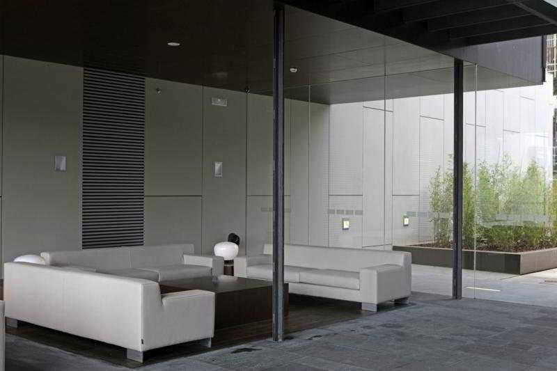 Viajes Holiday Inn Express Bcn 22@ + Entradas General Illa Fantasía Viajes Holiday Inn Express Bcn 22@ + Entradas General Illa Fantasía