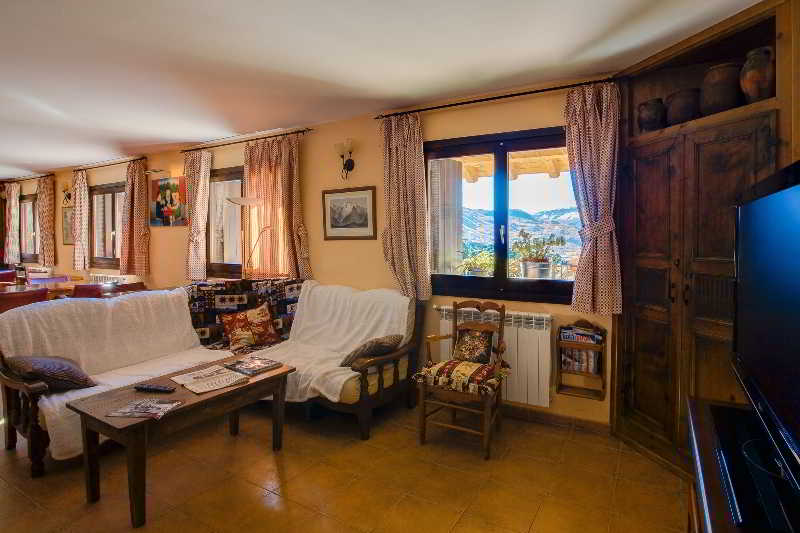 Viajes Parque Natural + Rafting Esera - Desfiladero “Pirámides” Viajes Parque Natural + Rafting Esera - Desfiladero “Pirámides”