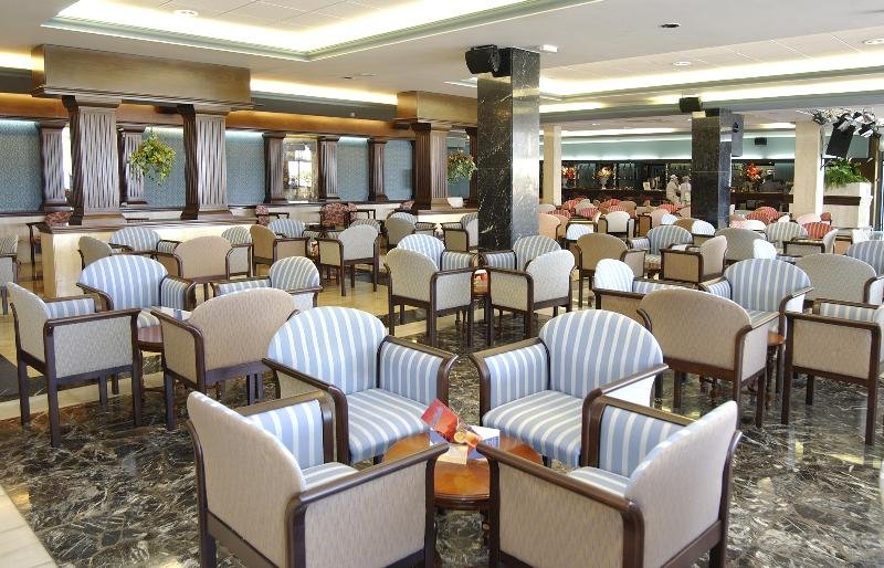 Viajes Riviera Benalmadena + Entradas Pack Selwo (SelwoAventura Viajes Riviera Benalmadena + Entradas Pack Selwo (SelwoAventura