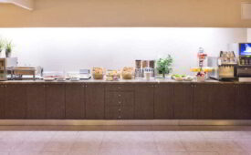 Viajes Teatre Auditori + Tour Lo mejor de Gaudí