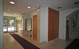 Viajes Madanis Apartamentos Turisticos + Aquarium de Barcelona