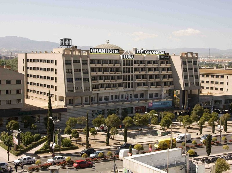 Viajes Sercotel Gran Luna + Forfait Sierra Nevada Viajes Sercotel Gran Luna + Forfait Sierra Nevada