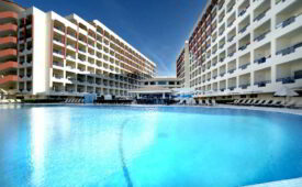 Viajes Be Live Family Palmeiras Village + Entradas Zoomarine Parque temático 1 día