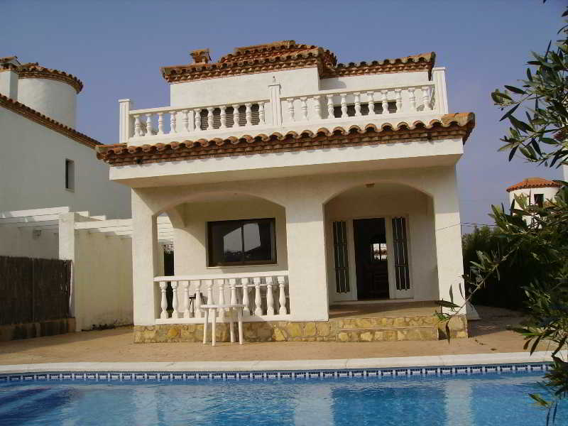 Viajes Villas Piscina Privada Miami Platja + Entradas Circo del Sol Amaluna - Nivel 1 Viajes Villas Piscina Privada Miami Platja + Entradas Circo del Sol Amaluna - Nivel 1