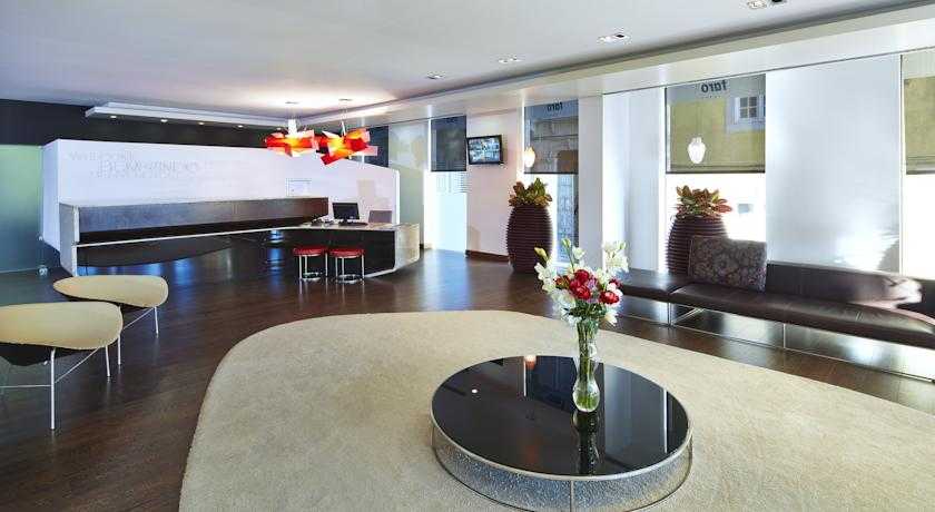 Viajes Hotel Faro + SUP en Fuseta 1 hora / dia Viajes Hotel Faro + SUP en Fuseta 1 hora / dia