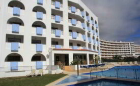 Viajes Varandas de Albufeira + Entradas Zoomarine Parque temático 1 día