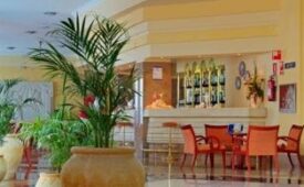 Viajes Iberostar Las Dalias + Entradas Loro Parque 1 día