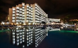 Viajes Troya + Entradas Loro Parque 1día y Siam Park 1 día