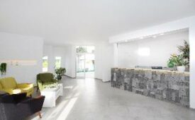 Viajes El Guarapo + Surf en Famara  5 hora / dia