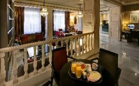 Viajes Condado + Entradas General Illa Fantasía