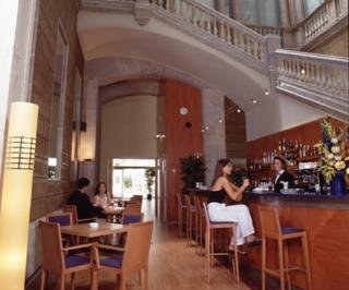 Viajes Catalonia Portal De L'Angel Hotel + Entradas a la Sagrada Familia de Gaudí Viajes Catalonia Portal De L'Angel Hotel + Entradas a la Sagrada Familia de Gaudí