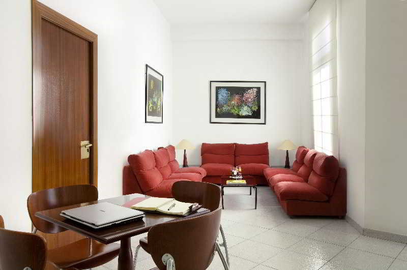 Viajes Medium Monegal + Tour Lo mejor de Gaudí Viajes Medium Monegal + Tour Lo mejor de Gaudí