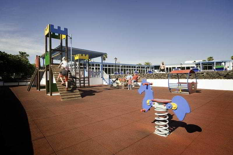 Viajes Hyde Park Lane + Surf en Famara 2 hora / dia Viajes Hyde Park Lane + Surf en Famara 2 hora / dia