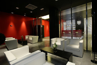 Viajes Petit Palace Barcelona + Entradas a la Sagrada Familia de Gaudí Viajes Petit Palace Barcelona + Entradas a la Sagrada Familia de Gaudí