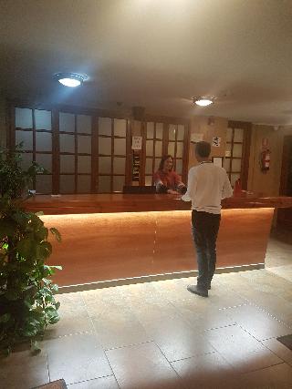 Viajes Comapedrosa + Entradas Nocturna 2 horas - Caldea Viajes Comapedrosa + Entradas Nocturna 2 horas - Caldea