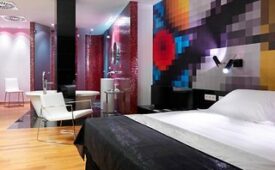 Viajes Eurostars Bcn Design + Entradas a la Sagrada Familia de Gaudí