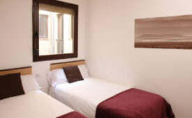 Viajes MH Apartments Guell + Entradas a la Sagrada Familia de Gaudí