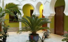 Viajes Hostería Lineros 38 + Visita Patios típicos Cordobeses