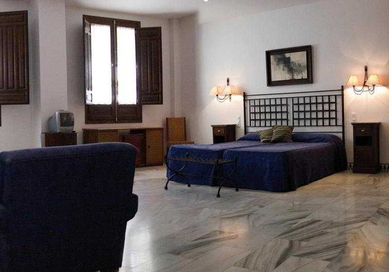 Viajes El Potro + Visita Patios típicos Cordobeses Viajes El Potro + Visita Patios típicos Cordobeses