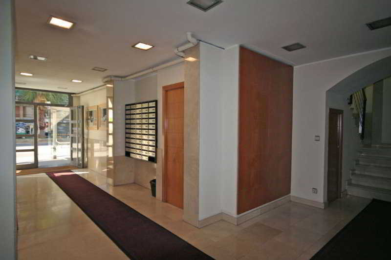 Viajes Madanis Apartamentos Turisticos + Entradas al Museo del Camp Nou Viajes Madanis Apartamentos Turisticos + Entradas al Museo del Camp Nou