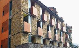 Viajes Apartamentos Cibos 3000 + Entradas Circo del Sol Scalada + Inuu