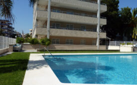 Viajes Apartamentos Geyser Albert + Entradas PortAventura 3 días 2 parques