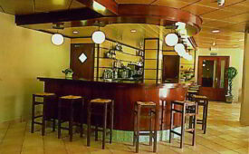 Viajes Niunit Hotel Ordino + Entradas Caldea + Espectáculo Mito Acuario  + Cena