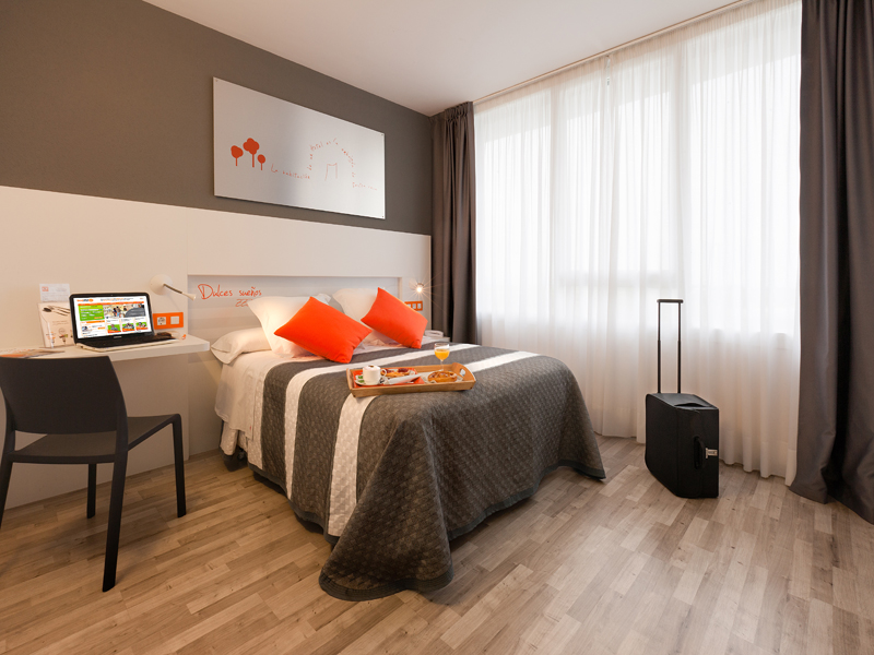 Viajes Bed4u Castejon + Entradas General Sendaviva Viajes Bed4u Castejon + Entradas General Sendaviva