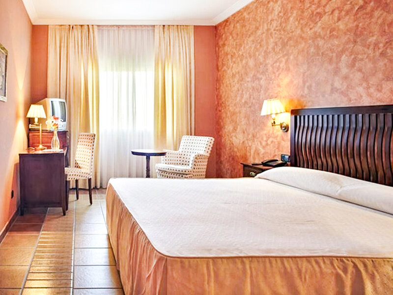 1000002769327547857770 Mágica Cáceres: 2 noches con cena en el Hotel Doña Mafalda de Castilla 4*