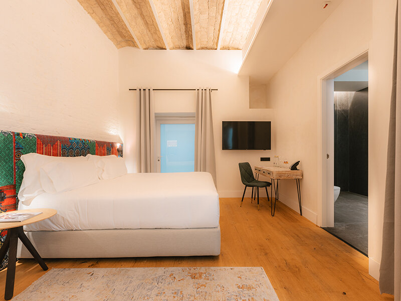 1000002995534913264978 Sevilla a todo lujo: 1 noche con desayuno en Cavalta Boutique Hotel 5*GL